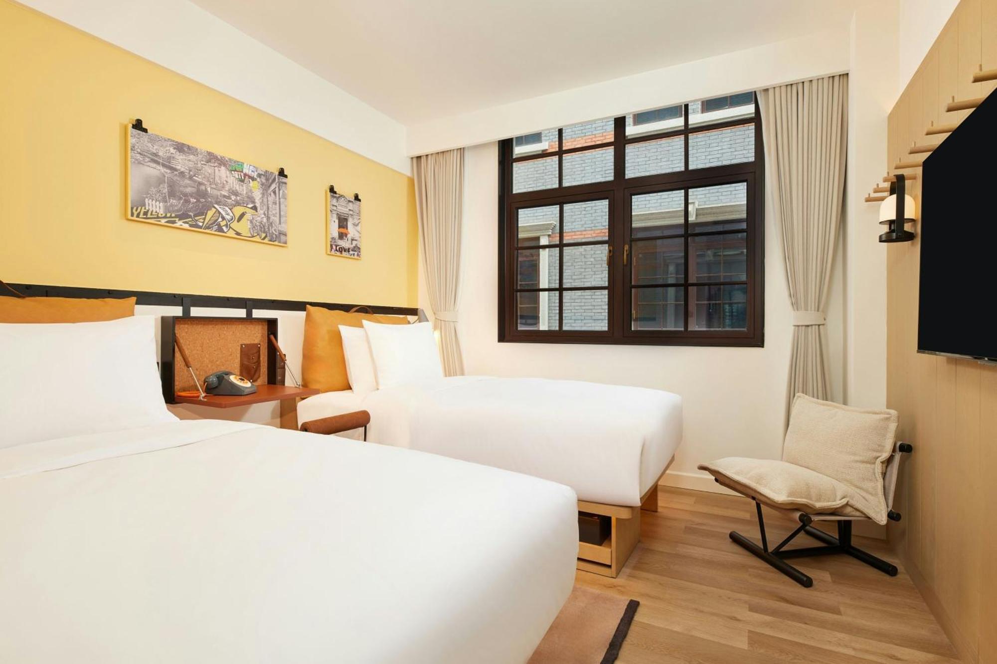 Moxy Putuo Hotel