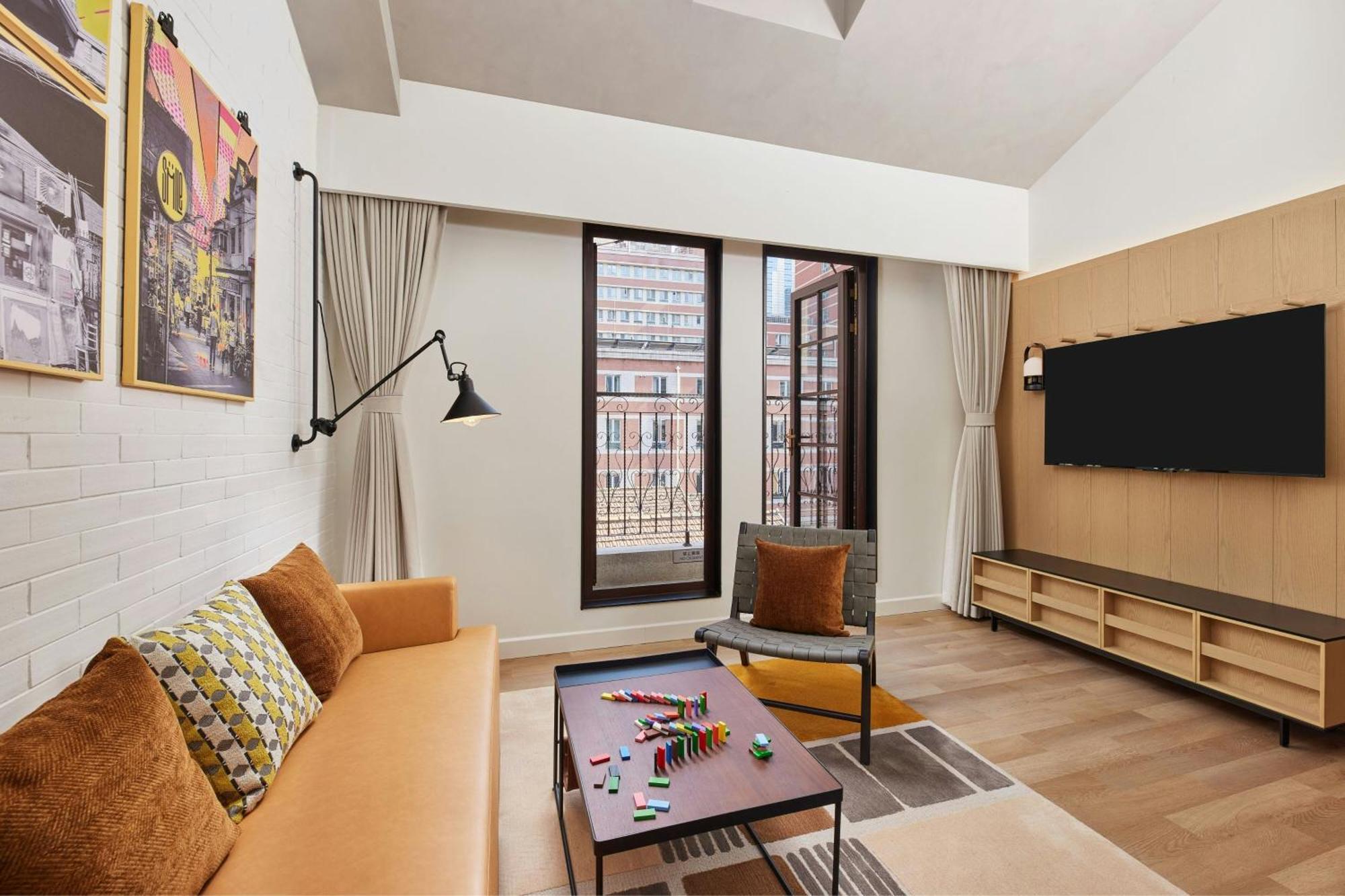 Moxy Putuo 4*