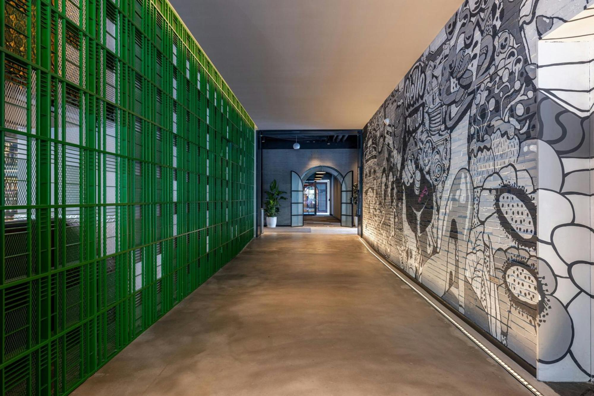 Hotel Moxy Putuo Shanghai
